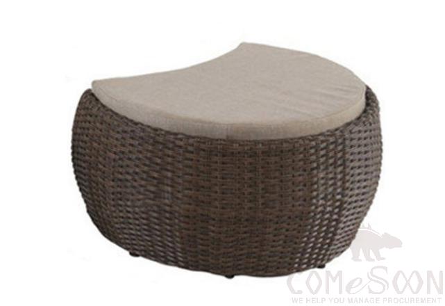 Outdoor Rattan Footstool, Bold Metal Frame+ PE Rattan+ High Resilience Sponge+ Non-Slip Rubber Pad, Φ59*32cm