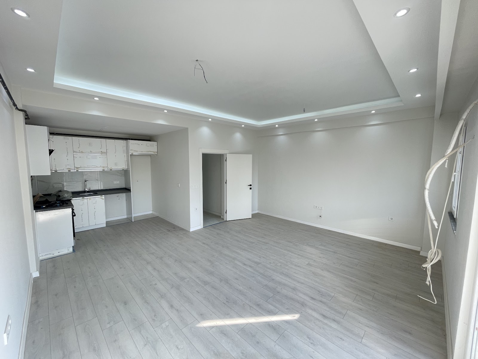 BAYRAMOĞLU ADA İÇİNDE KAPALI OTOPARKLI ASANSÖRLÜ 2+1 DAİRE