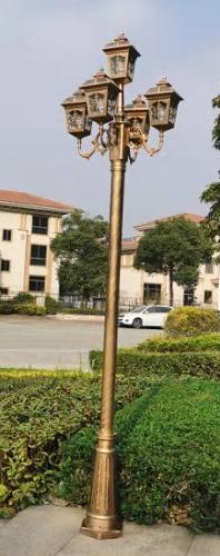 High-Pole Lamp4m