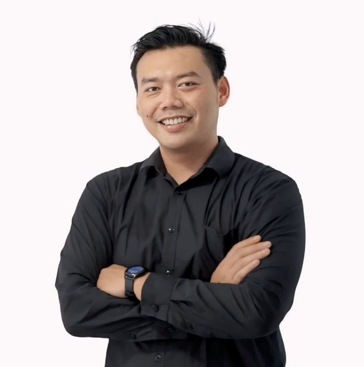 Adjie Agung, S.I.P