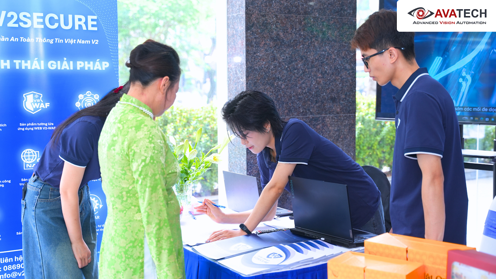 Có thể là hình ảnh về văn bản
