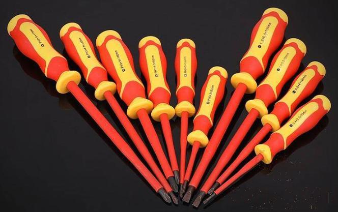 Insulated Flat Screwdriver Φ0.8*4*100mm, Chrome-Nickel Alloy Steel+ Tpe Handle product image