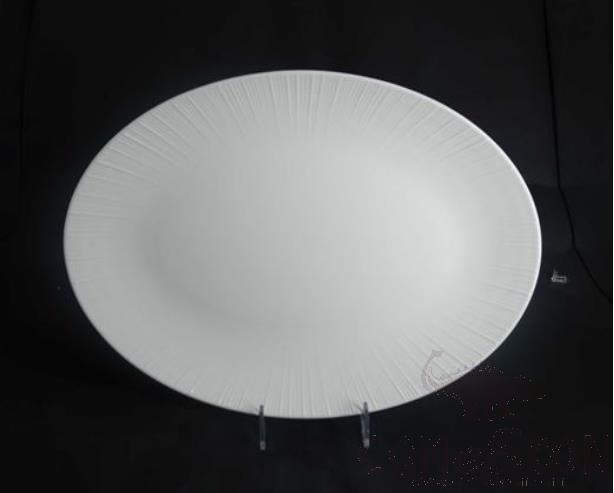 18" Oval Plate, L47*W31.4*H4 cm
