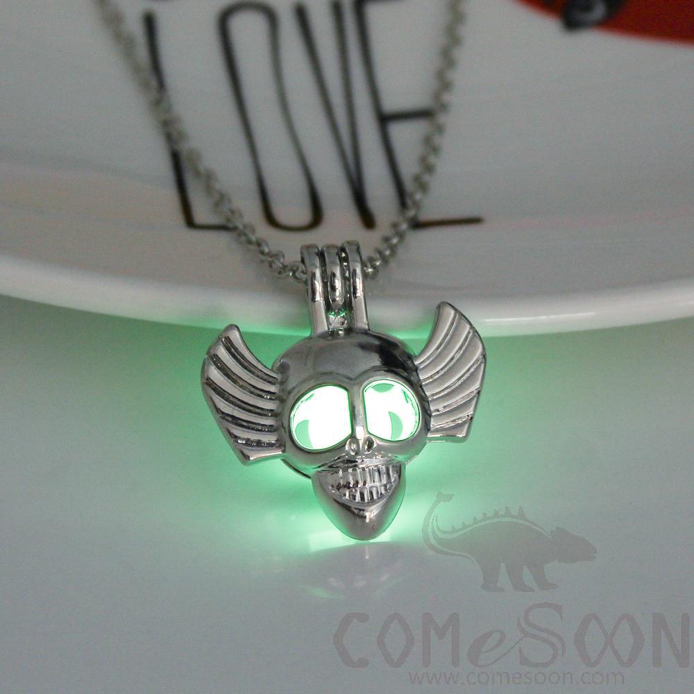 Necklace / Jewelry           Ny665