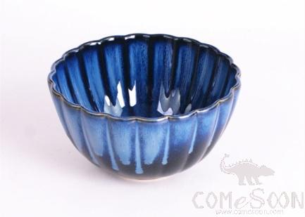 Blue Glaze 4.5" Flower Shaped Bowl product image