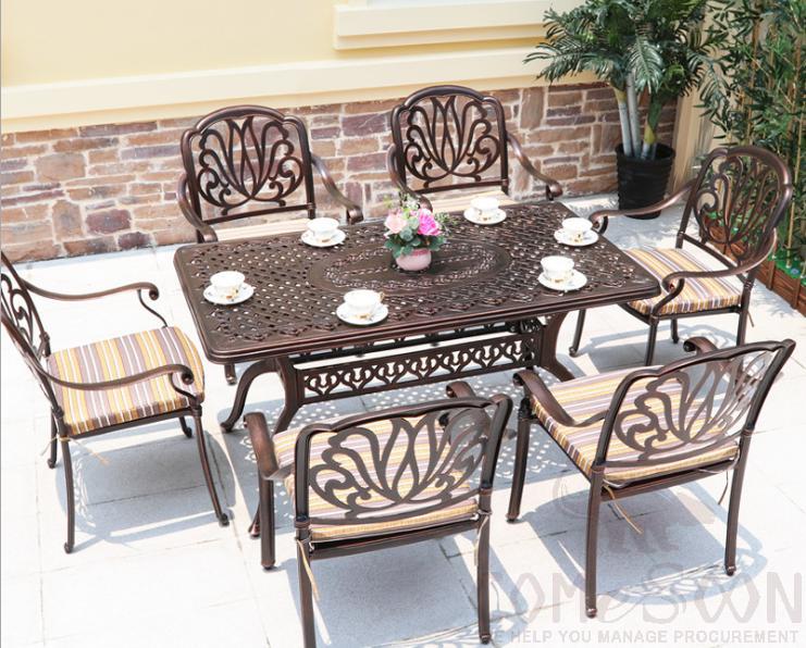 Outdoor Cast Aluminum Tables and Chairs product image