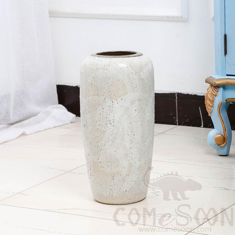 Porcelain Vase / Ceramic Vase