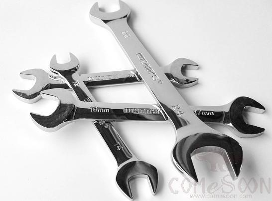 Double Open Ended Spanner30x32mm, Cr-v Chrome Vanadium Steel