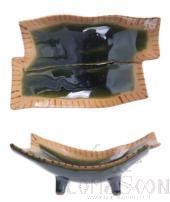 Weave Ten Grasses Four Feet Shaped Plate, 18.4*12*7cm