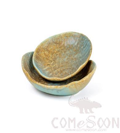 Wheat Field 9.5" Embossed Yuanbao Plate