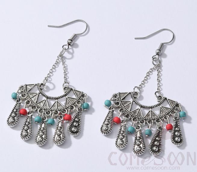 Earring / Dangler / Eardrop / Jewelry Ne671