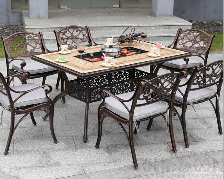 Outdoor Cast Aluminum Tables and Chairs product image