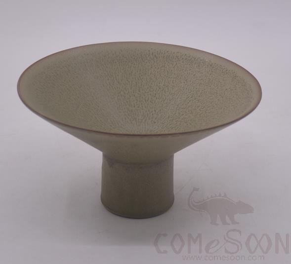 Tiger Skin Pattern 6.25" Tall Beveled Edge Plate product image
