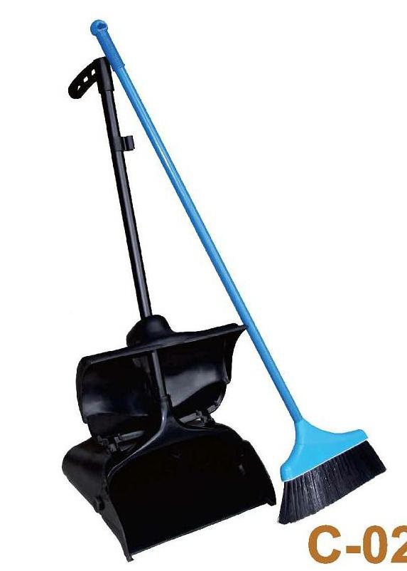 Plastic Windproof Garbage Shovel (with Broom) product image