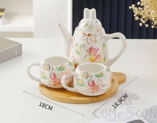 Porcelain Cup Set