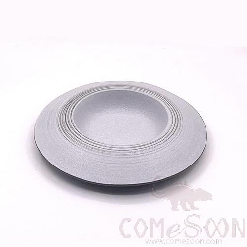 Black Clay White Glaze 9" Flying Plate