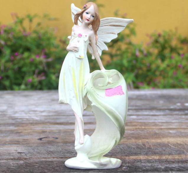Rasin Ornaments Resin Decorations Creative Decoration Artistic Decoration  L10.5*W8*H23.5, White