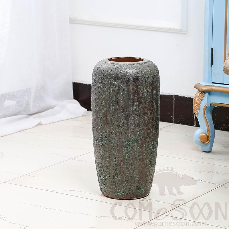 Porcelain Vase / Ceramic Vase