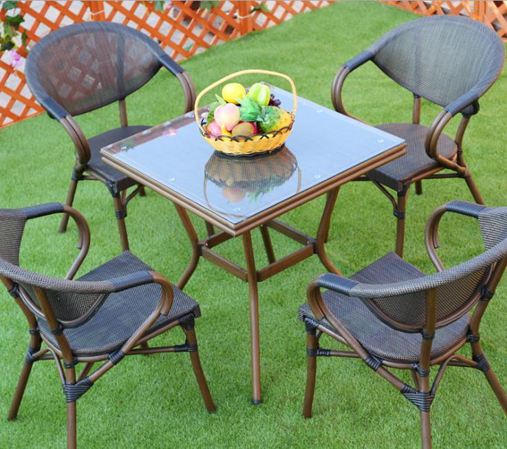 Outdoor Tables and Chairs product image