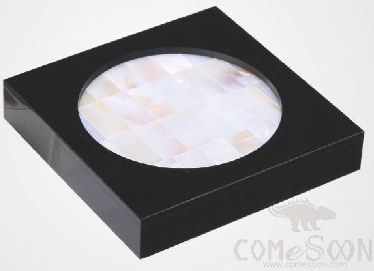 Soap Dish, Black Acrylic+ White Shell, 90*90*20mm