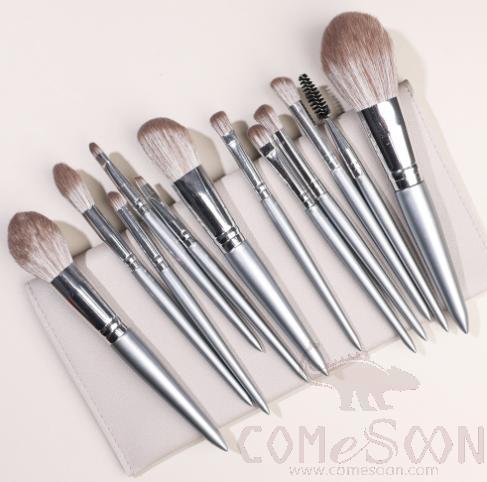 Nylon Cosmetic Brush Set+ Grey Storage Bag, Silver, 14cm