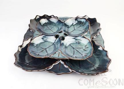 Mist Green 12.5" Auspicious Leaf Plate