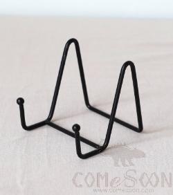 Black Small N-Shaped Iron Mobile Phone Holder, 8.3 * 7.6 * 8cm, Iron