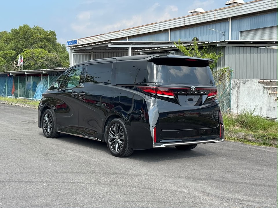 Toyota Vellfire chassis 04243 — gambar 4 daripada 6