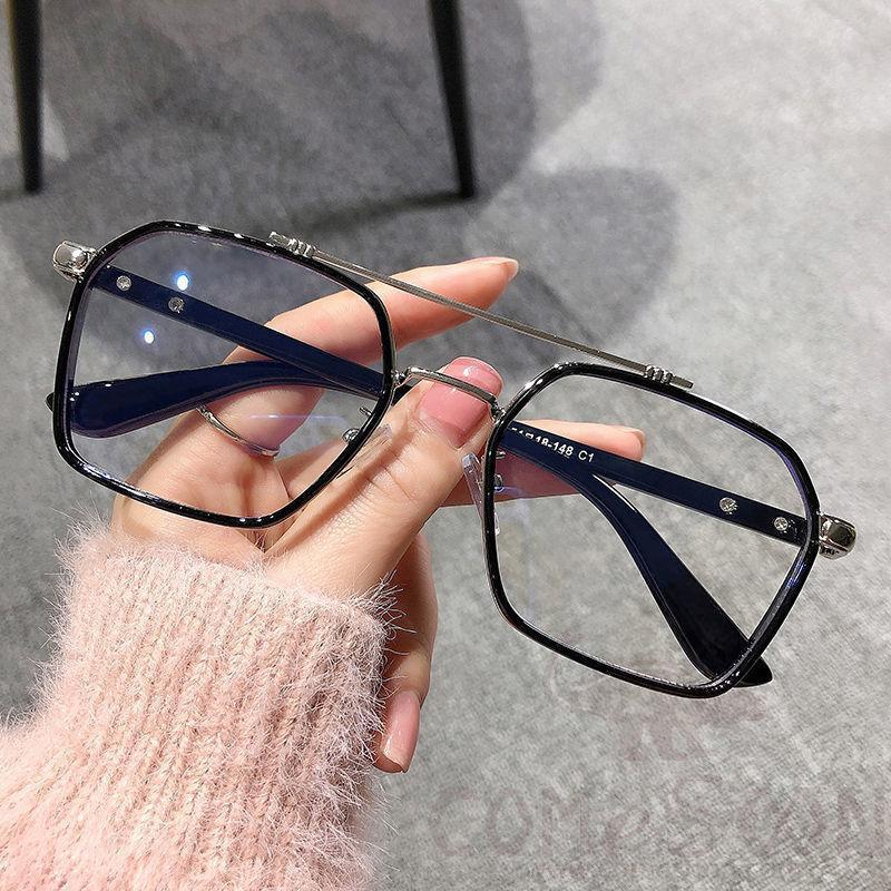 Sunglasses (for Women)