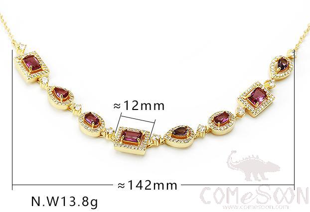 Necklace / Jewelry
Xyn100908