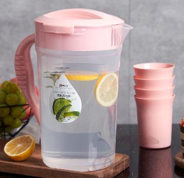 Large Kettle
(with Four Cups), PP, 23*11*25cm