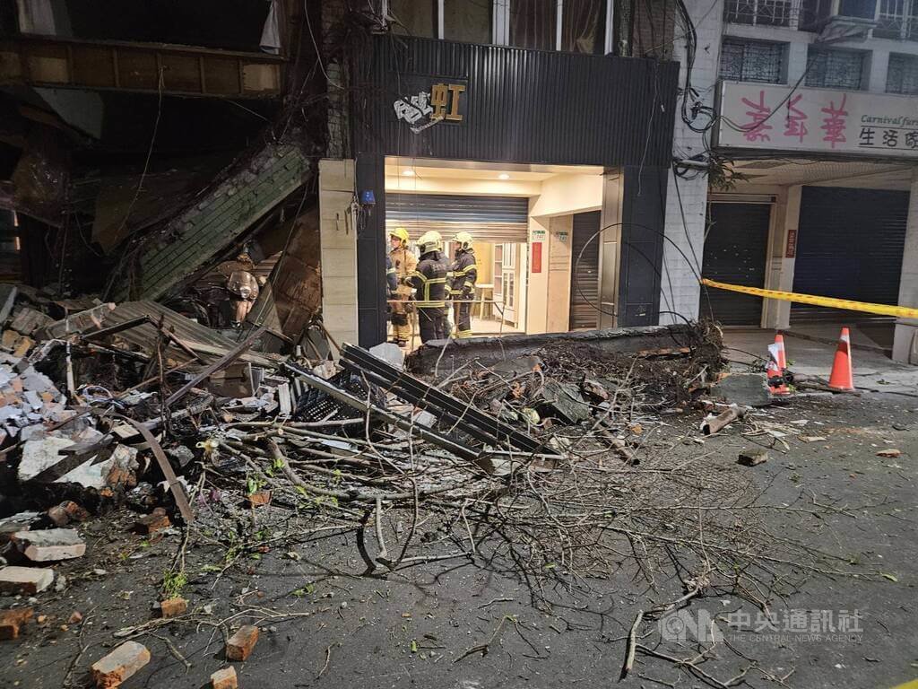 台北市大安區50年老屋坍塌，年久失修，2樓坍塌成1樓！-踏取國際開發