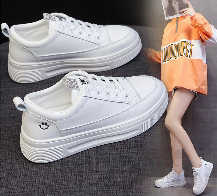 Sports Shoes-35-40 Size product image