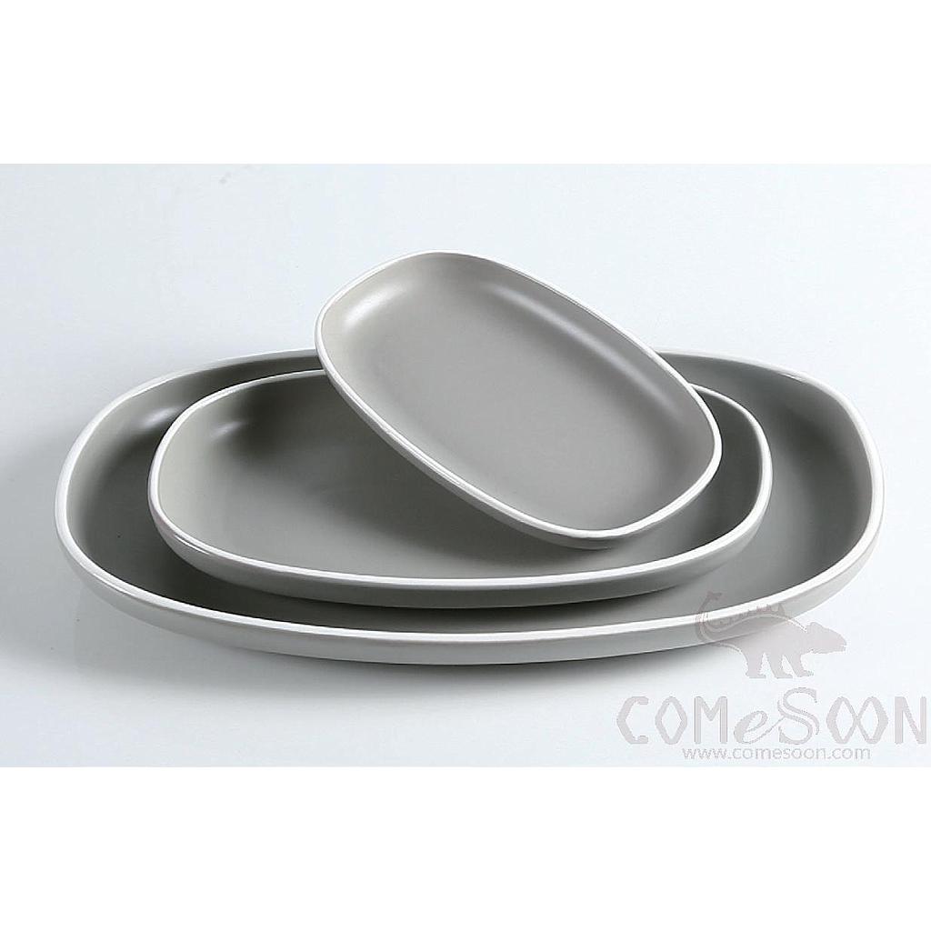 White Grey Series 9" Simplified Rectangular Plate