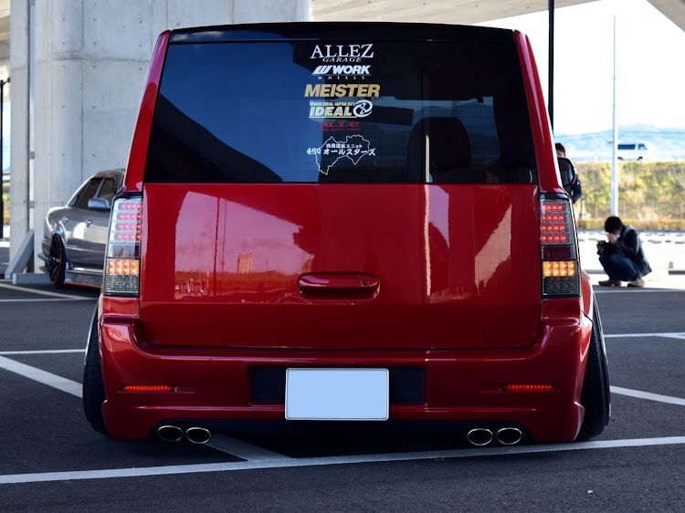 bBのbB・リア・ソウルレッドプルミアムメタリックに関するカスタム事例の投稿画像1枚目