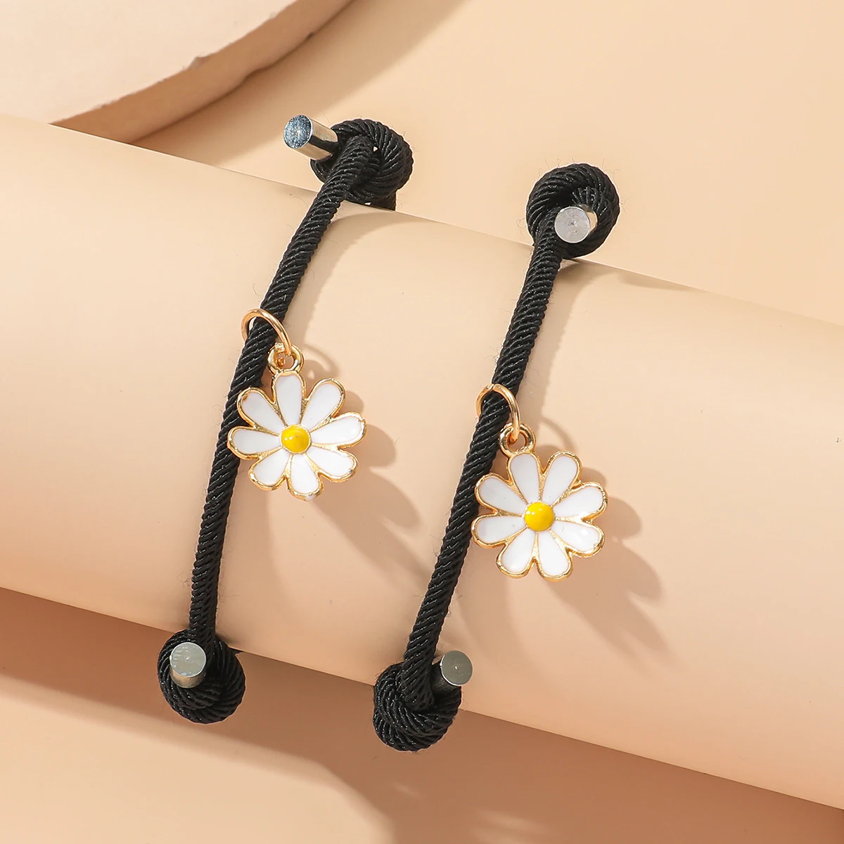 images slider number - 3