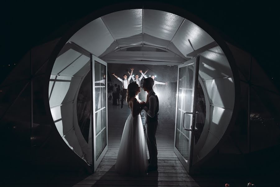 Wedding photographer Artem Yukhov (yukhovart). Photo of 20 January 2021