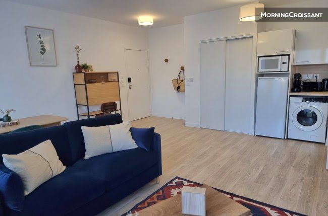 Location meublée appartement 2 pièces 49 m² à Rueil-Malmaison (92500), 1 700 €