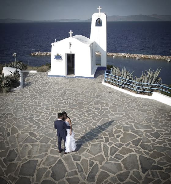 Fotografo di matrimoni Frank-Evi Panousis-Michala (photoidolo). Foto del 13 febbraio 2016