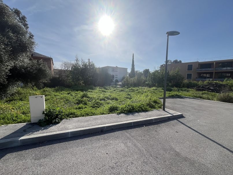 Vente terrain  415 m² à Bormes-les-Mimosas (83230), 280 000 €