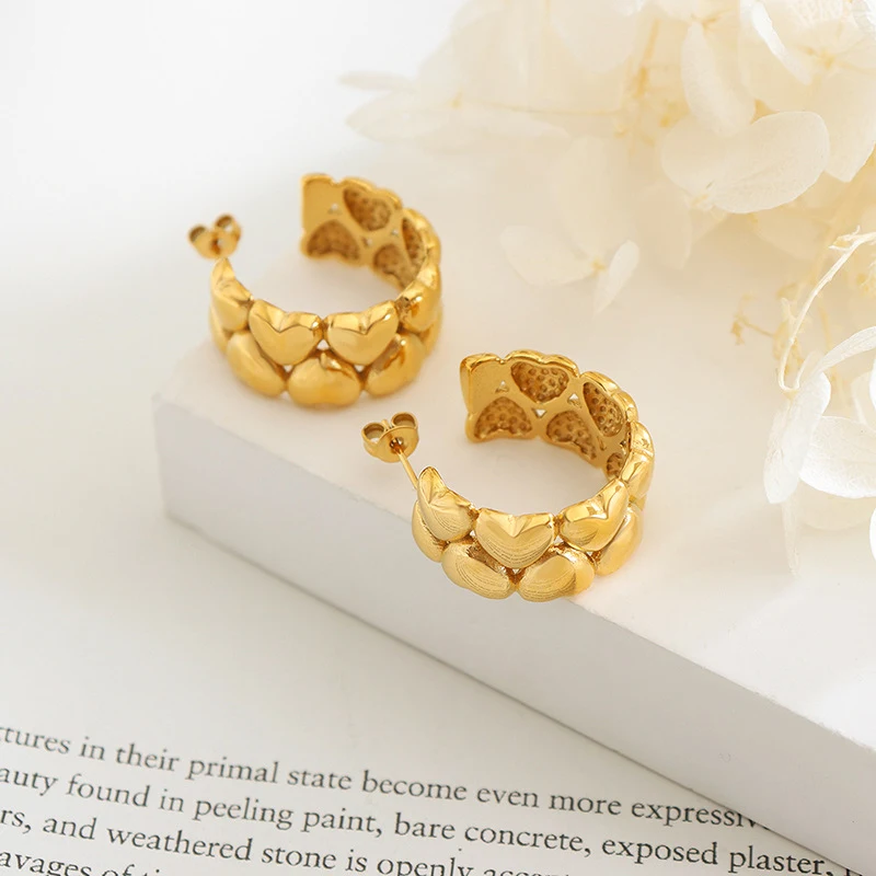 Pendientes de corazón de melocotón personalizados, creativos, estilo europeo y americano, perfectos para expresar tu amor y estilo.