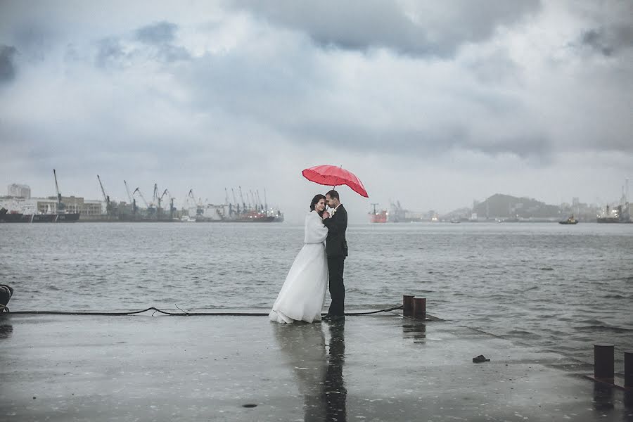 Fotógrafo de casamento Inna Semenova (inusia). Foto de 12 de outubro 2015