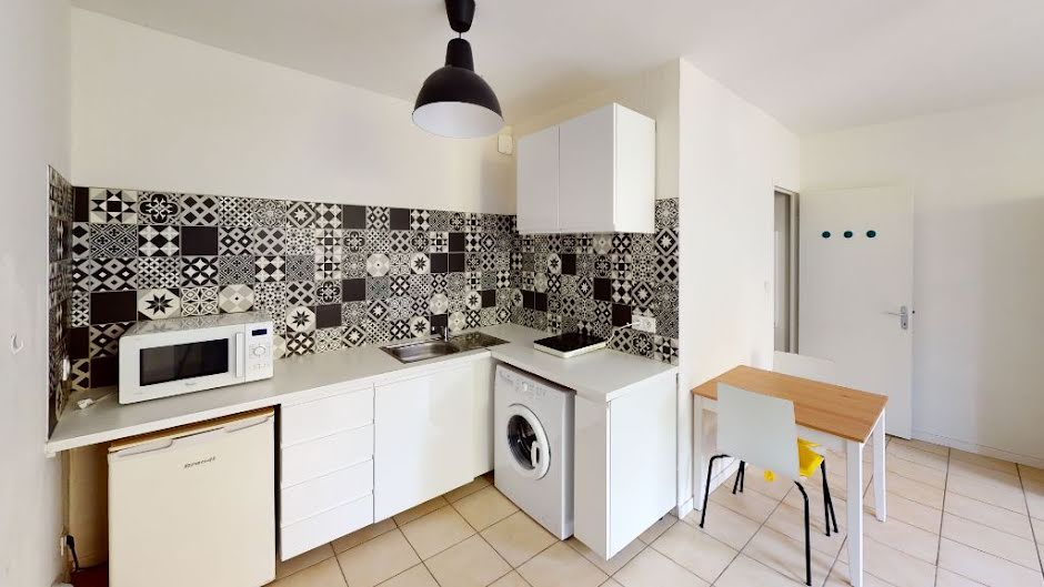 Location meublée appartement 1 pièce 23.12 m² à Saint-Etienne (42000), 350 €
