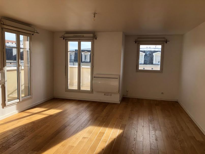 Location  appartement 3 pièces 71 m² à Meaux (77100), 1 050 €