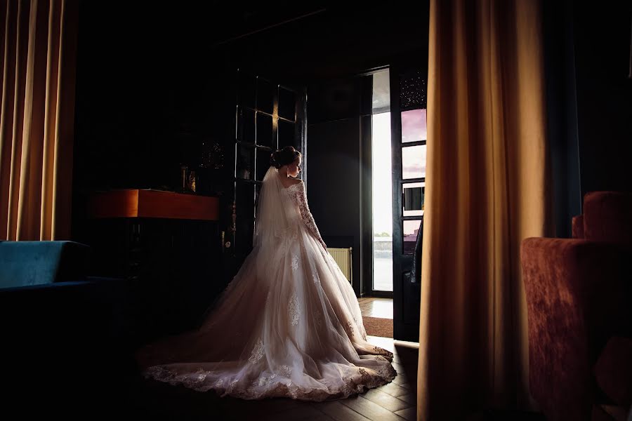 婚礼摄影师Sergey Grishin（suhr）。2019 4月3日的照片