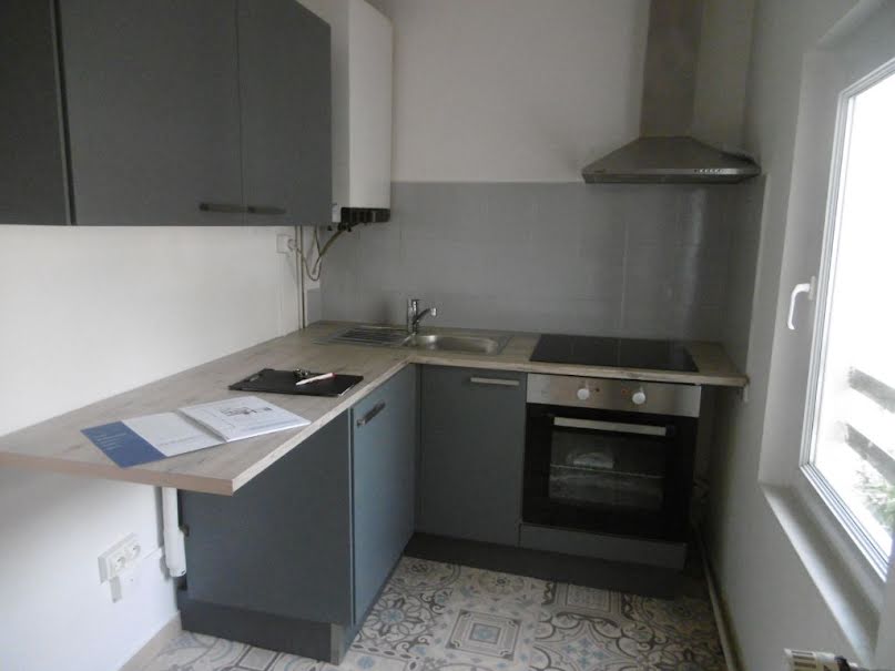 Location  appartement 2 pièces 42 m² à Reims (51100), 550 €