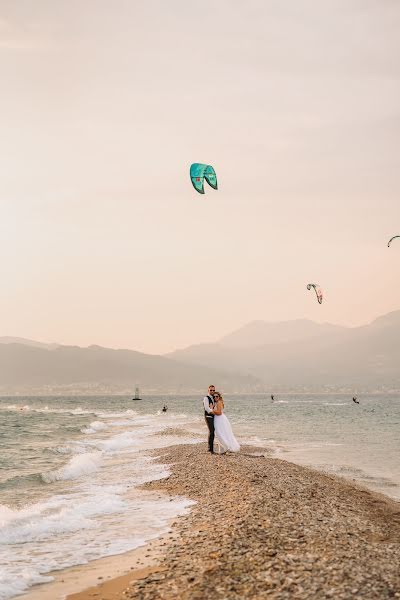 Fotógrafo de casamento Χαρά Γκοτσούλια (xaragot). Foto de 13 de dezembro 2021