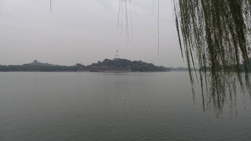 Morning walk around the lakes, Beijing China 2015