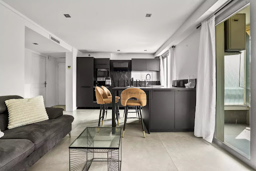 Apartment with terrace 3