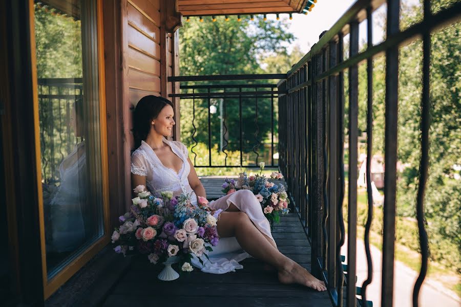 Fotografo di matrimoni Olesya Kulinchik (lesyalynch). Foto del 11 novembre 2018